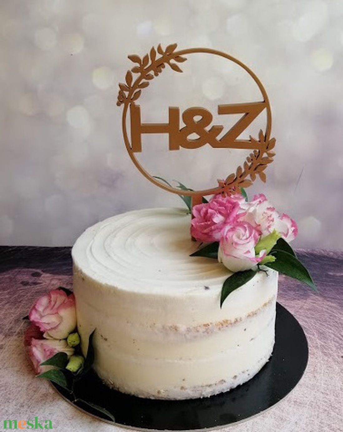 Esküvői tortadísz/csúcsdísz Monogramos menyasszonyi torta Esküvői dekoráció tortára Mágneses dekoráció - esküvő - dekoráció - tábla & jelzés - Meska.hu