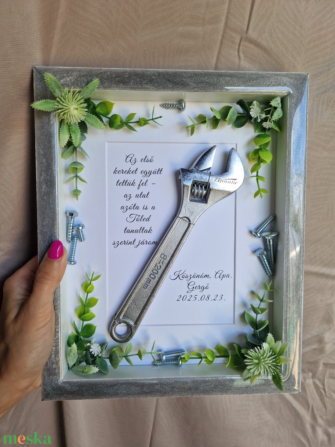Greenery esküvői, szülőköszöntő epoxy kerettel szerszámmal - esküvő - emlék & ajándék - szülőköszöntő ajándék - Meska.hu Greenery esküvői, szülőköszöntő epoxy kerettel szerszámmal - esküvő - emlék & ajándék - szülőköszöntő ajándék - Meska.hu