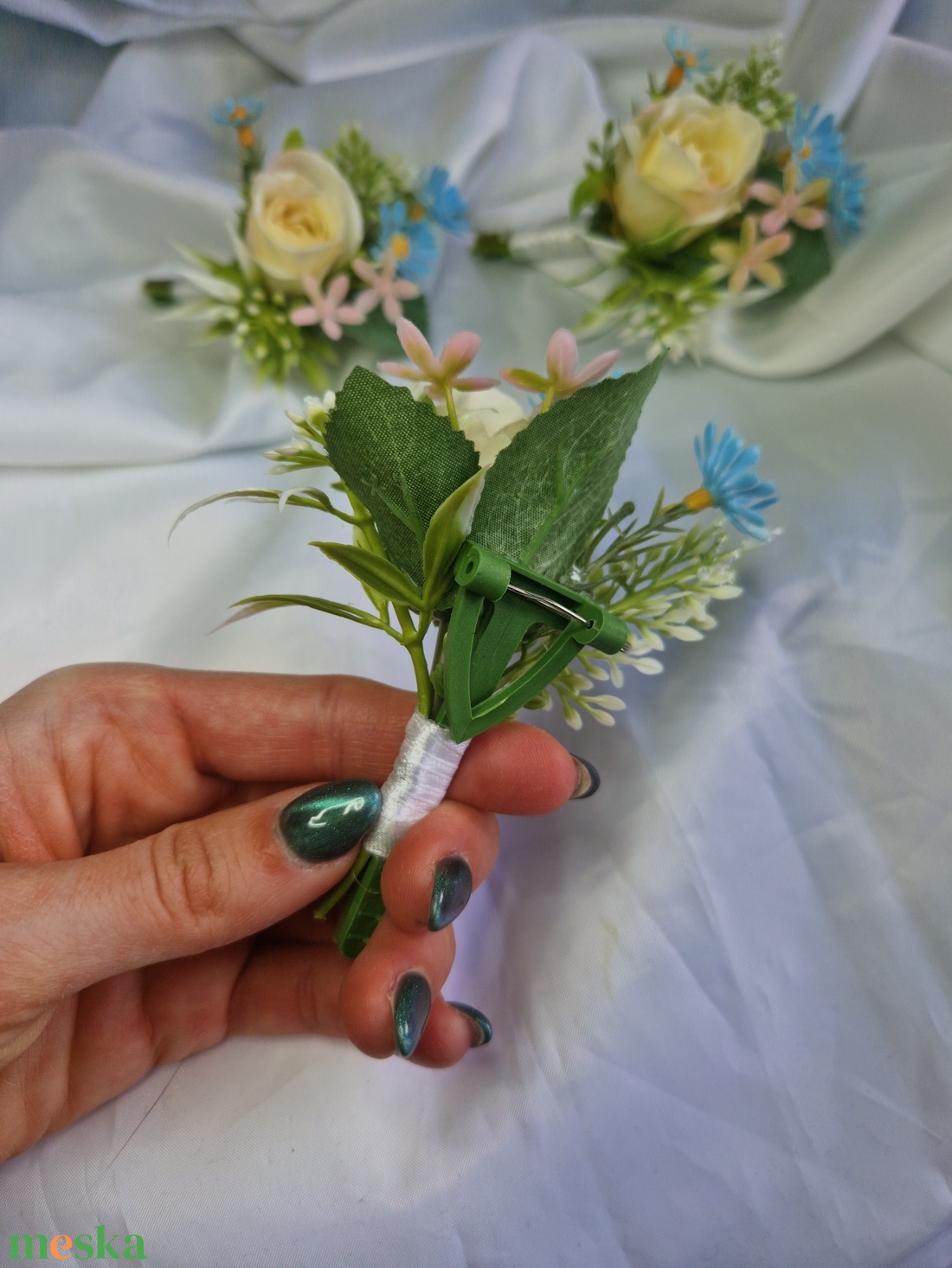 Vőlegény, tanu, vőfély, örömapa kitűző - esküvő - kiegészítők - kitűző - Meska.hu