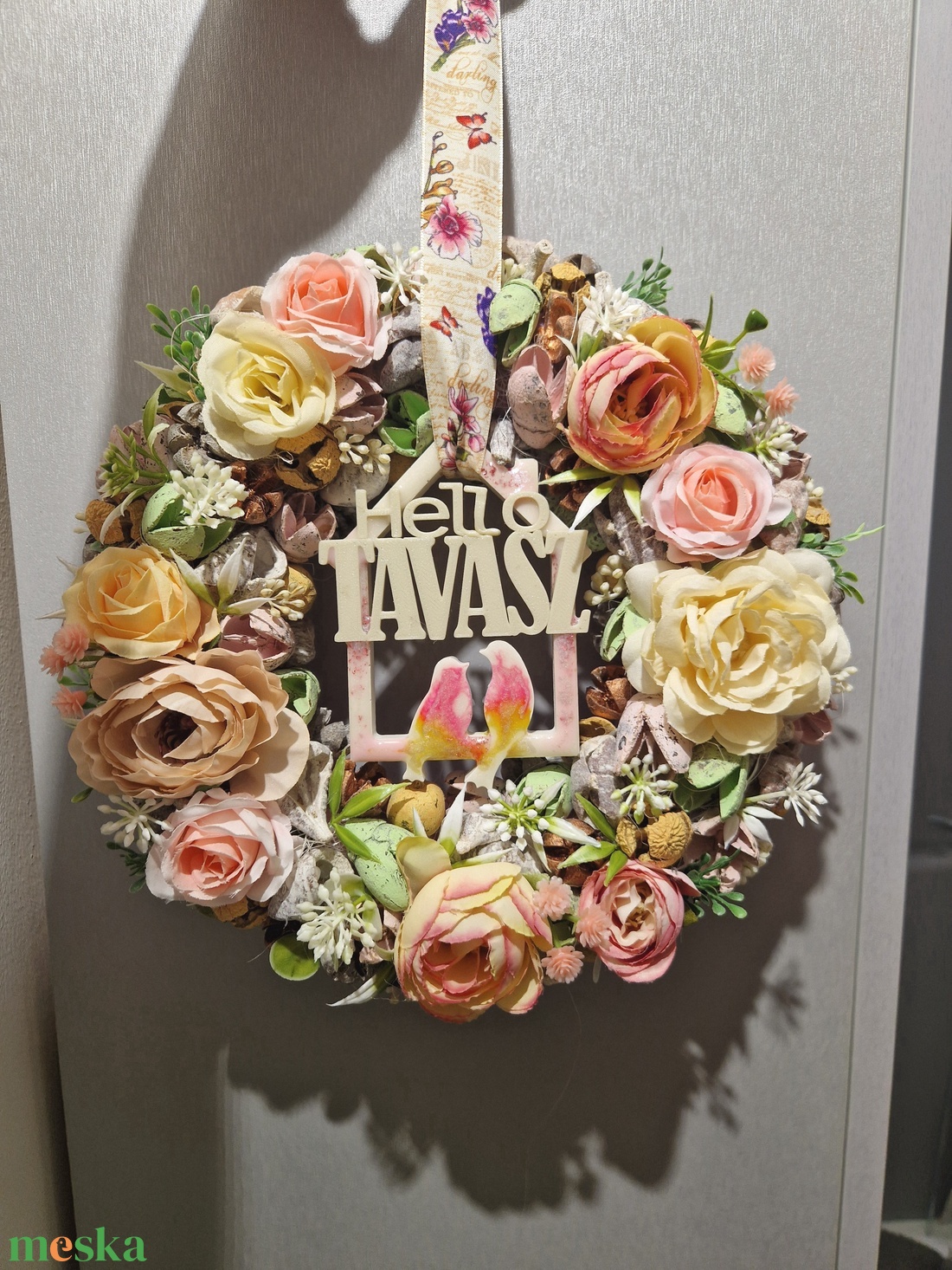 Ajtódísz, kopogtató, tavaszi virágkoszorú - otthon & életmód - dekoráció - ajtó- és ablak dekoráció - ajtódísz & kopogtató - Meska.hu
