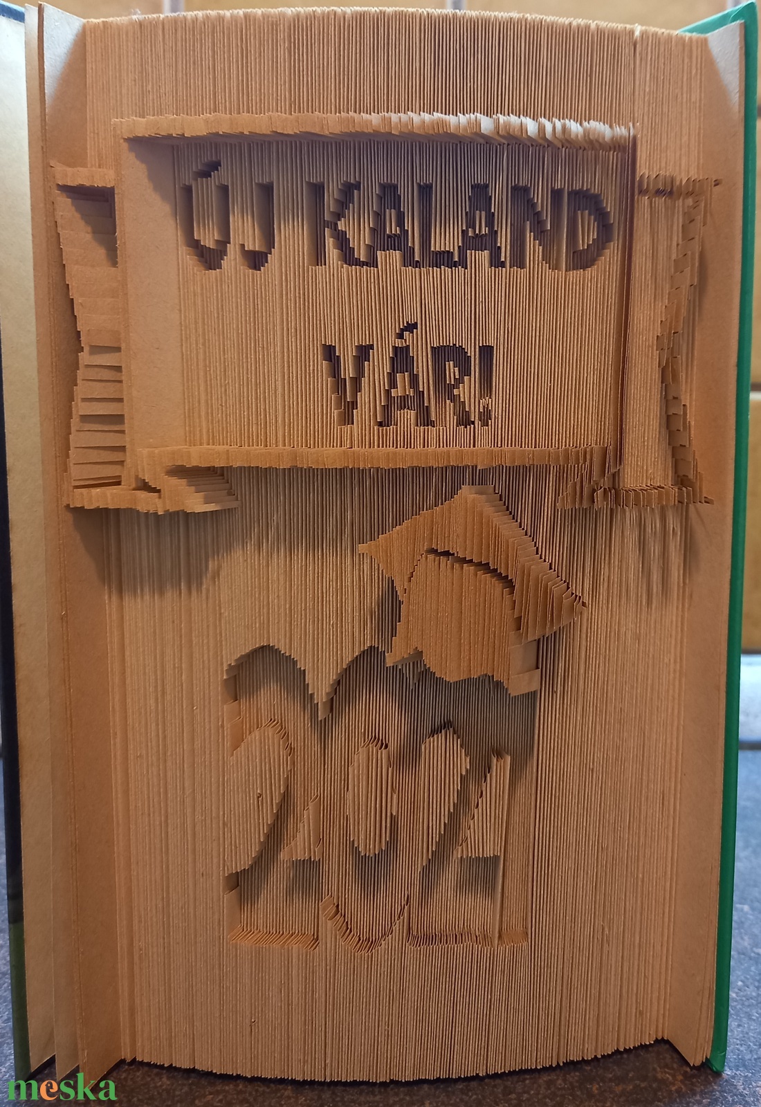 Ballagási emlék könyvszobor, ha lelkesíteni szeretnéd a továbbtanulót - otthon & életmód - dekoráció - asztal és polc dekoráció - könyvszobor - Meska.hu Ballagási emlék könyvszobor, ha lelkesíteni szeretnéd a továbbtanulót - otthon & életmód - dekoráció - asztal és polc dekoráció - könyvszobor - Meska.hu
