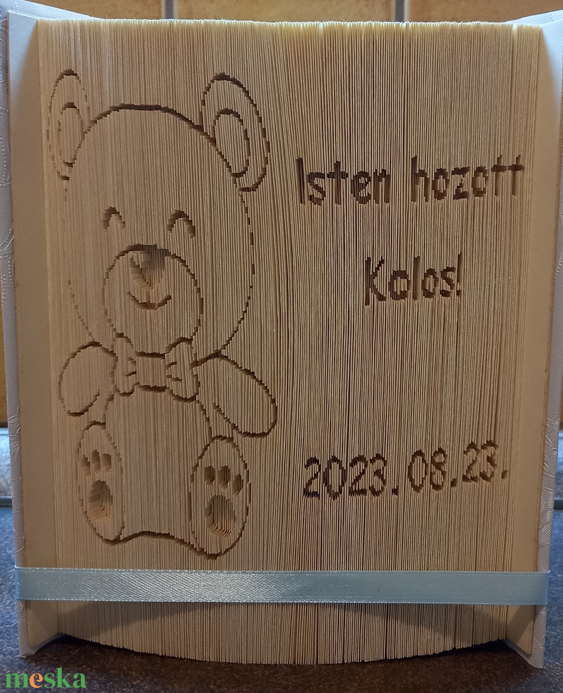 Könyvszobor babalátogatóba, tökéletes ajándék, örök emlék - otthon & életmód - dekoráció - asztal és polc dekoráció - könyvszobor - Meska.hu Könyvszobor babalátogatóba, tökéletes ajándék, örök emlék - otthon & életmód - dekoráció - asztal és polc dekoráció - könyvszobor - Meska.hu