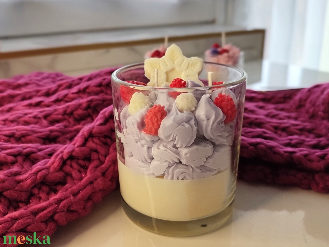 Sweet vanilla and frozen berries - otthon & életmód - gyertya, illat, aroma - gyertya - Meska.hu