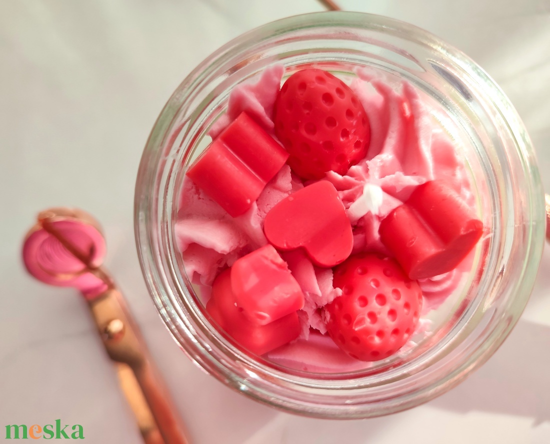 Eper shake - otthon & életmód - gyertya, illat, aroma - gyertya - Meska.hu