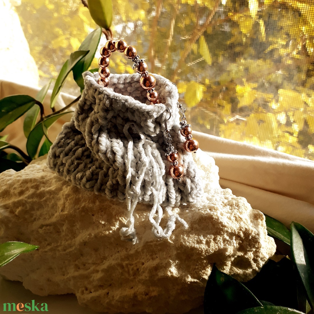 Puha szürke zsenília zsák  az otthonos gondoskodás hangja - otthon & életmód - dekoráció - spiritualitás - mala - Meska.hu