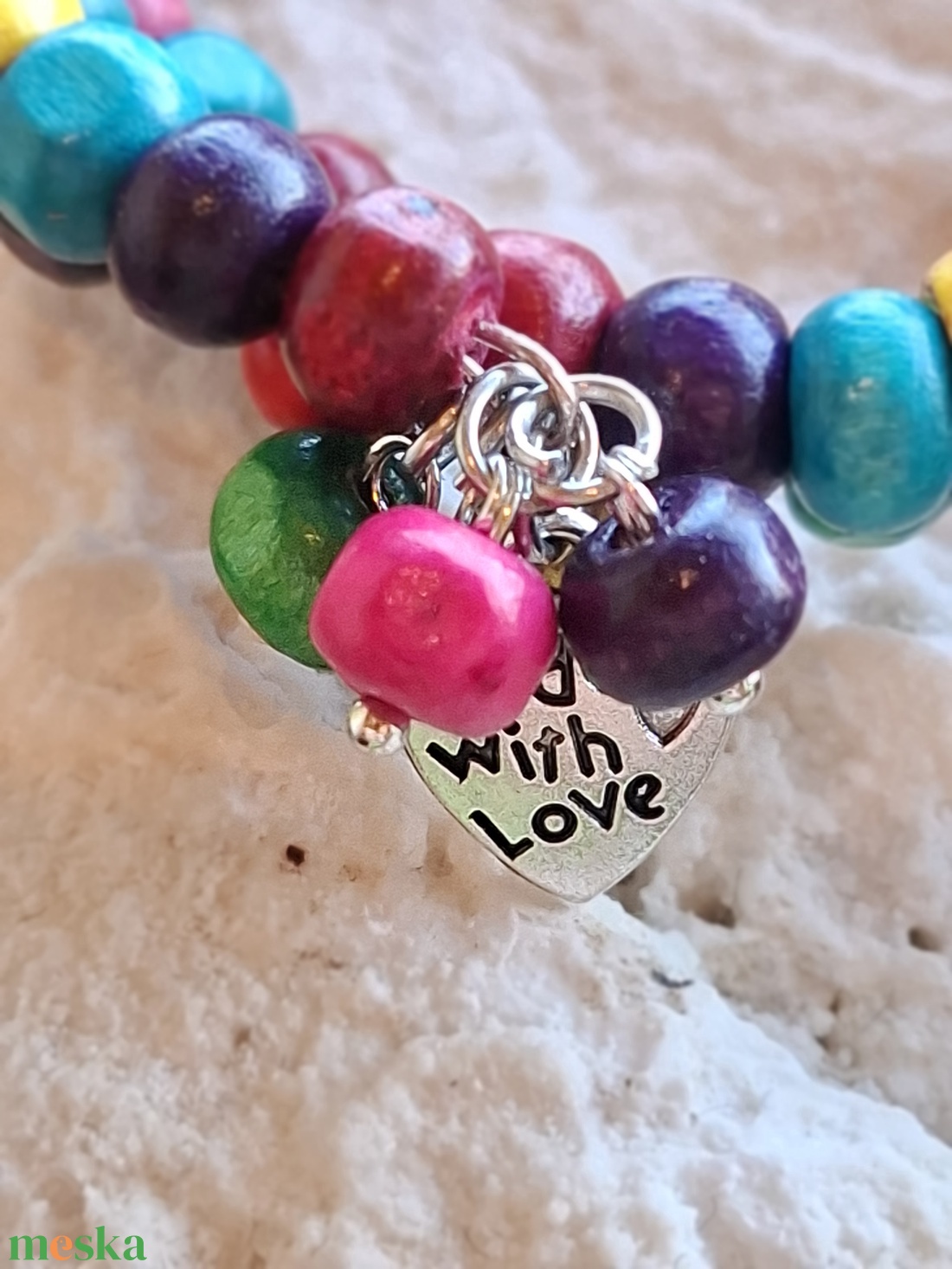 108 szemes tekercselt karkötő � színes boho fókuszékszer - ékszer - karkötő - memóriadrótos karkötő - Meska.hu