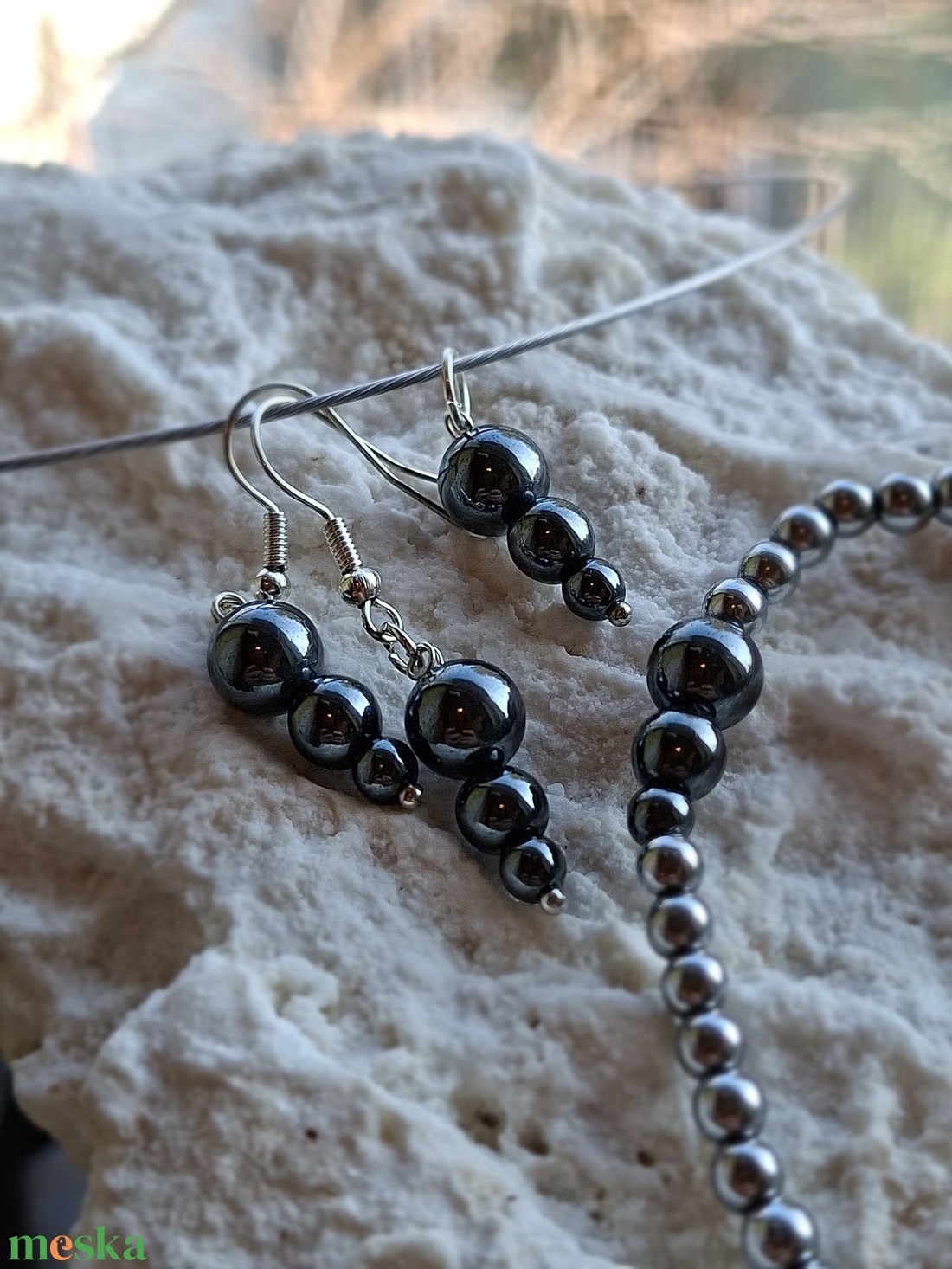 Hematit ékszerszett (karkötő, fülbevaló, medál) � Hófény - ékszer - ékszerszett - Meska.hu