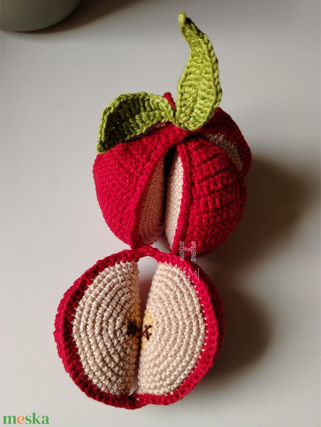 Ügyességi 'alma' labda - játék & sport - készségfejlesztő és logikai játék - montessori szivárvány, waldorf játékok - Meska.hu