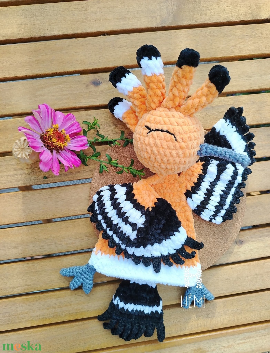 Upupa a horgolt szundikendő - játék & sport - plüssállat & játékfigura - madár - Meska.hu