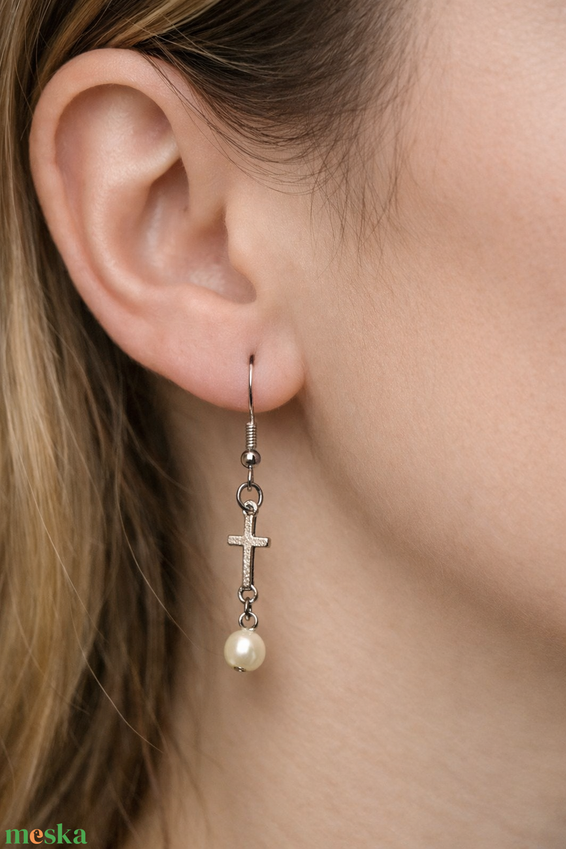 Keresztes fülbevaló  - ékszer - fülbevaló - lógó fülbevaló - Meska.hu