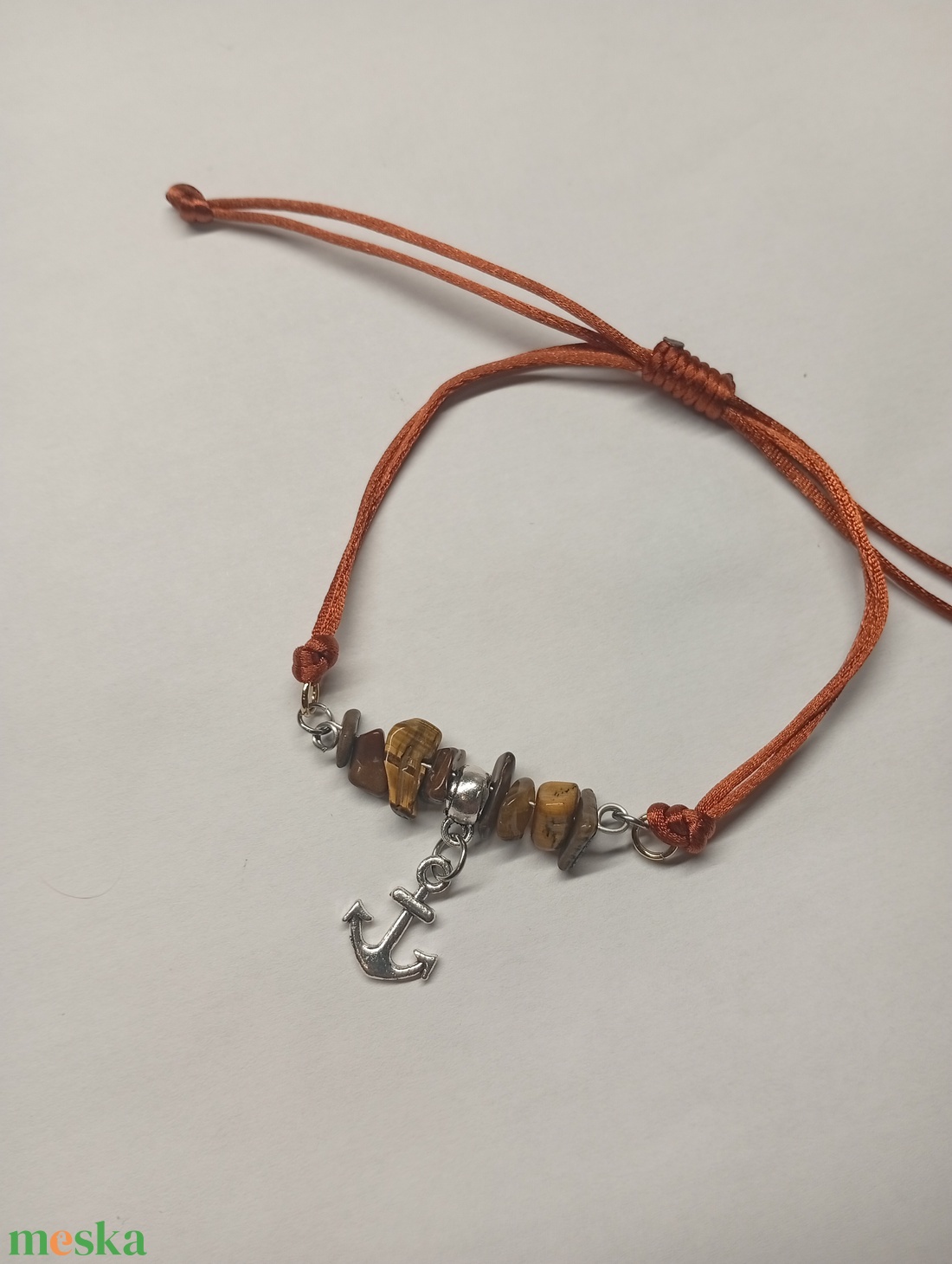 Ásványos karkötő medállal  - ékszer - karkötő - ásványkarkötő - Meska.hu