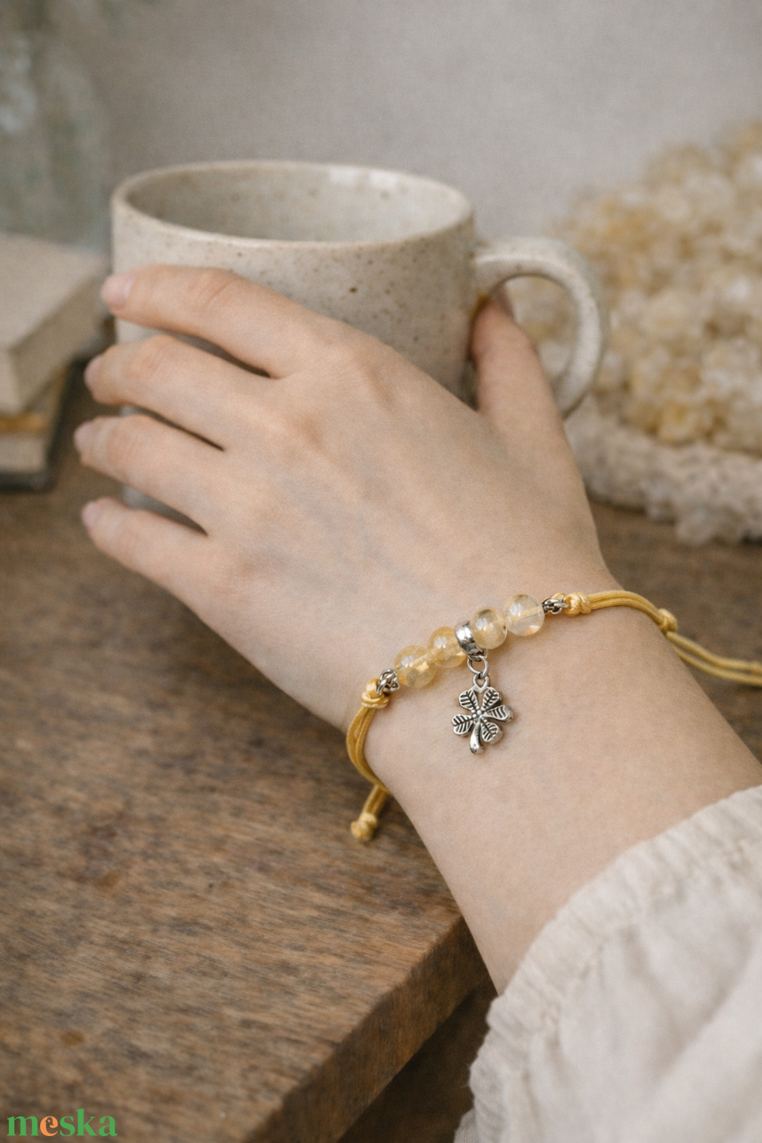 Ásványos karkötő medállal  - ékszer - karkötő - ásványkarkötő - Meska.hu