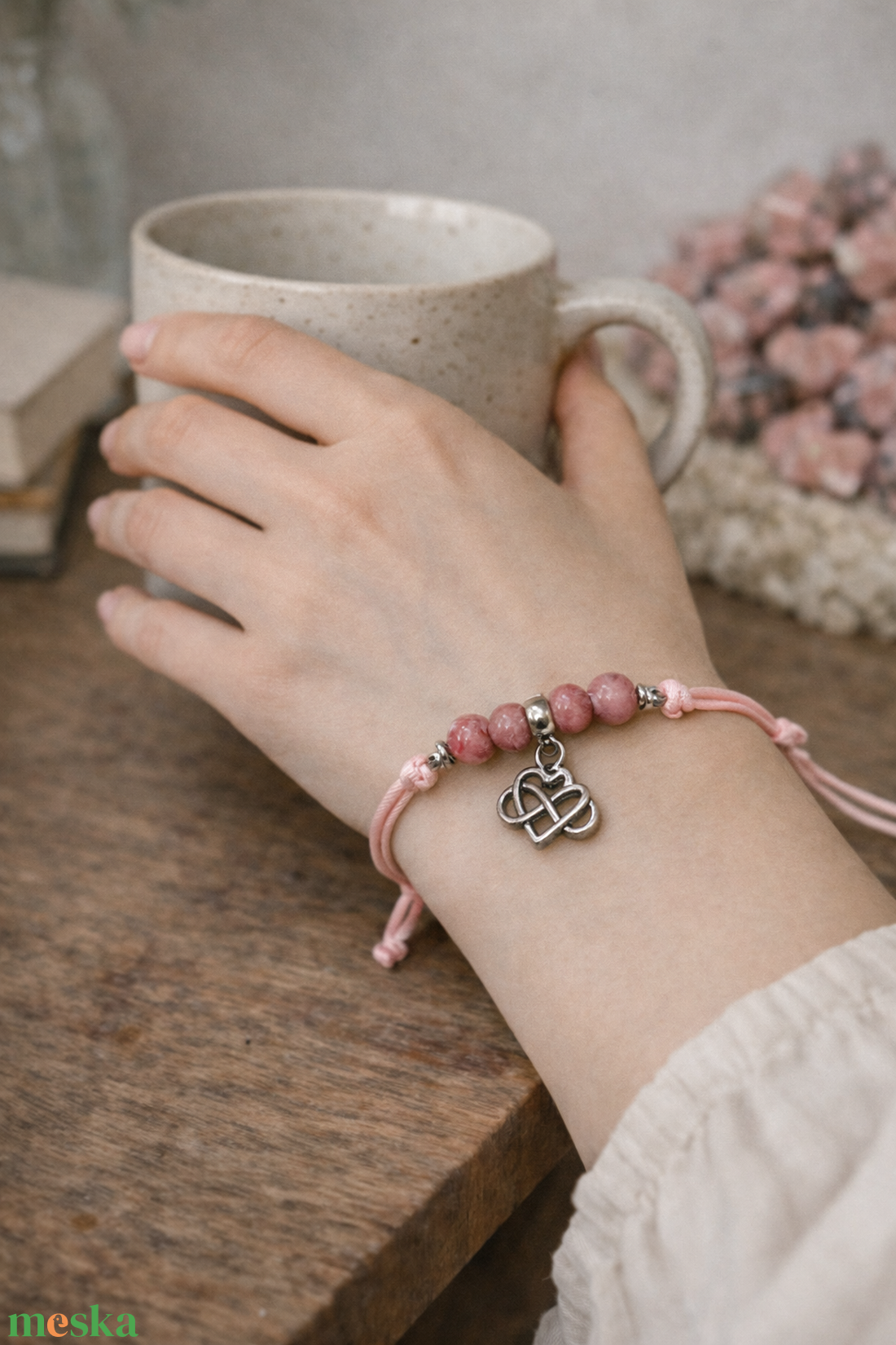 Ásványos karkötő medállal  - ékszer - karkötő - ásványkarkötő - Meska.hu