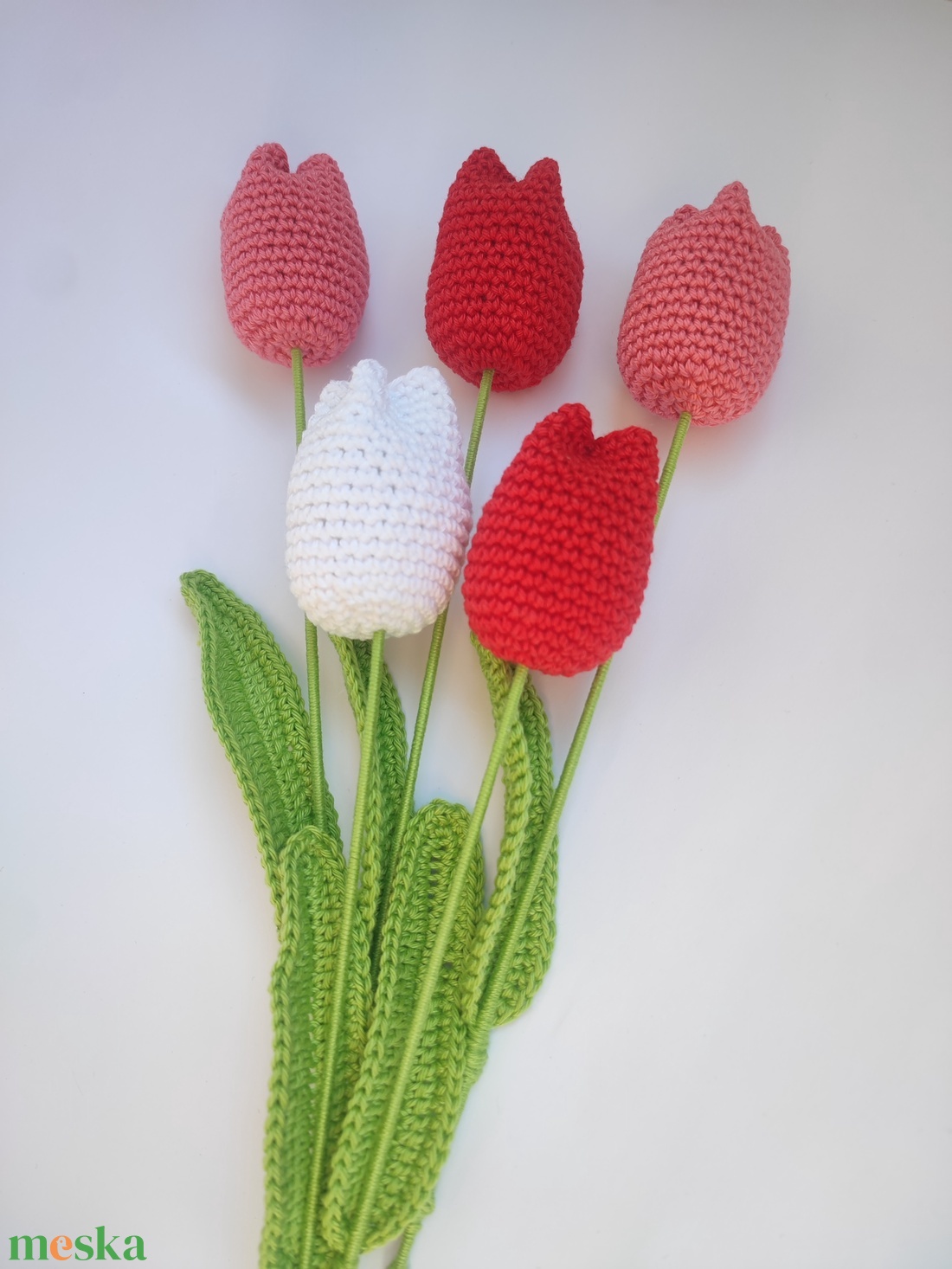 Horgolt tulipán virág  - kellékek & szerszámok - dekorációs kellékek - virágfej - Meska.hu
