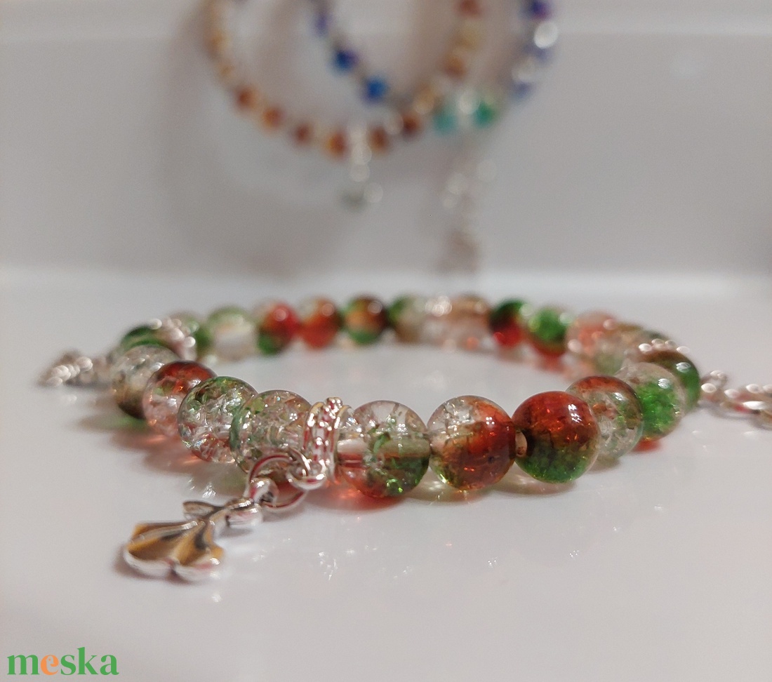 Négy charm karkötő - ékszer - karkötő - charm karkötő - Meska.hu