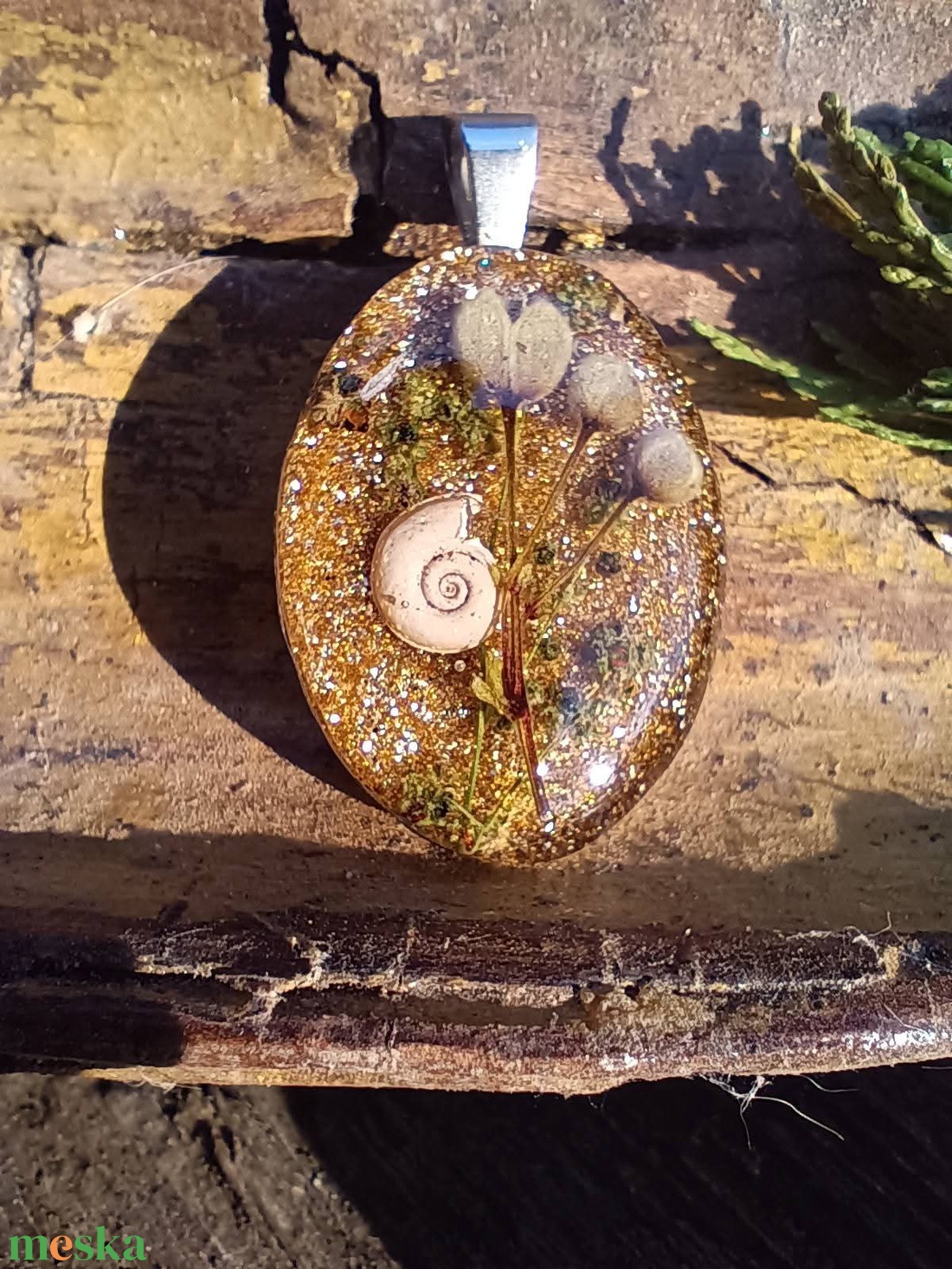 Amulett csigaházzal - ékszer - nyaklánc - medál - Meska.hu