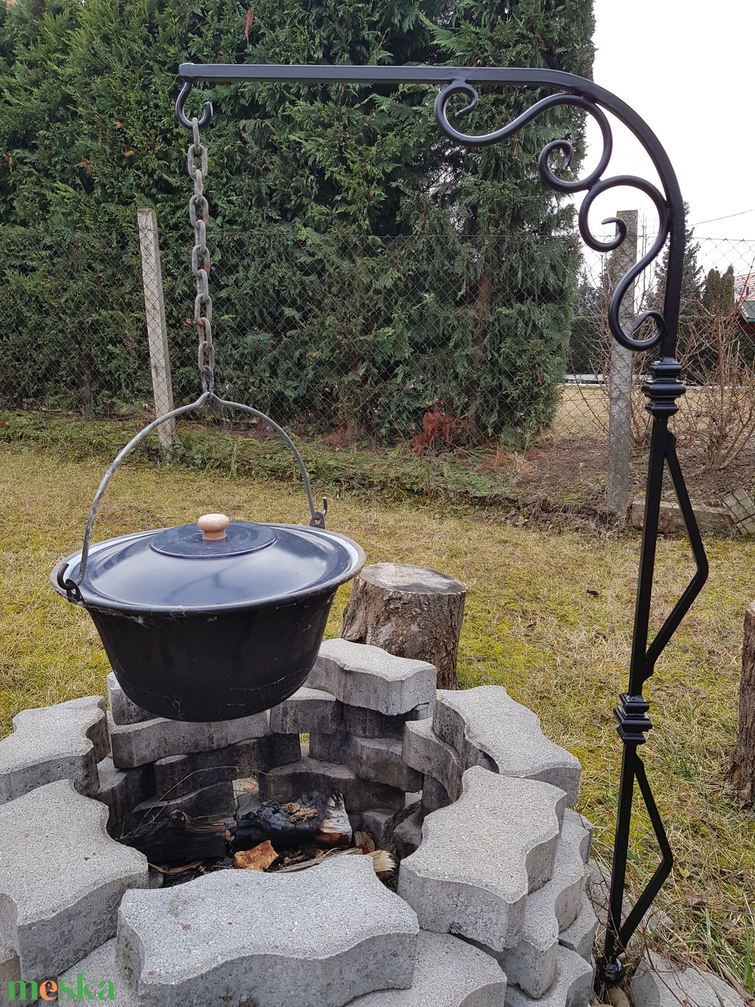 Bográcstartó állvány - otthon & életmód - ház & kert - bográcsozás, grillezés - Meska.hu