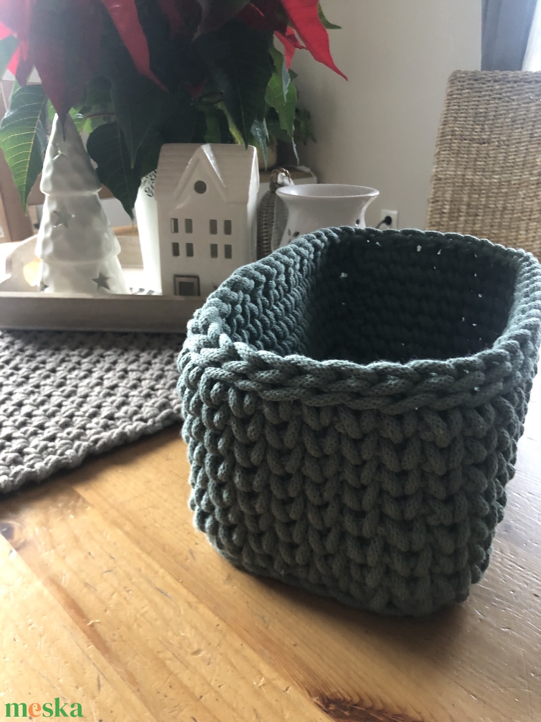 Horgolt kosár  - otthon & életmód - dekoráció - asztal és polc dekoráció - horgolt & csipketerítő - Meska.hu