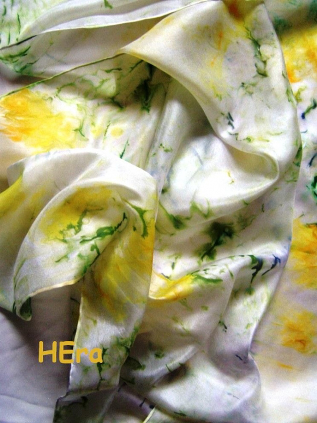 Tavaszi rét hernyóselyem kendő -  - Meska.hu