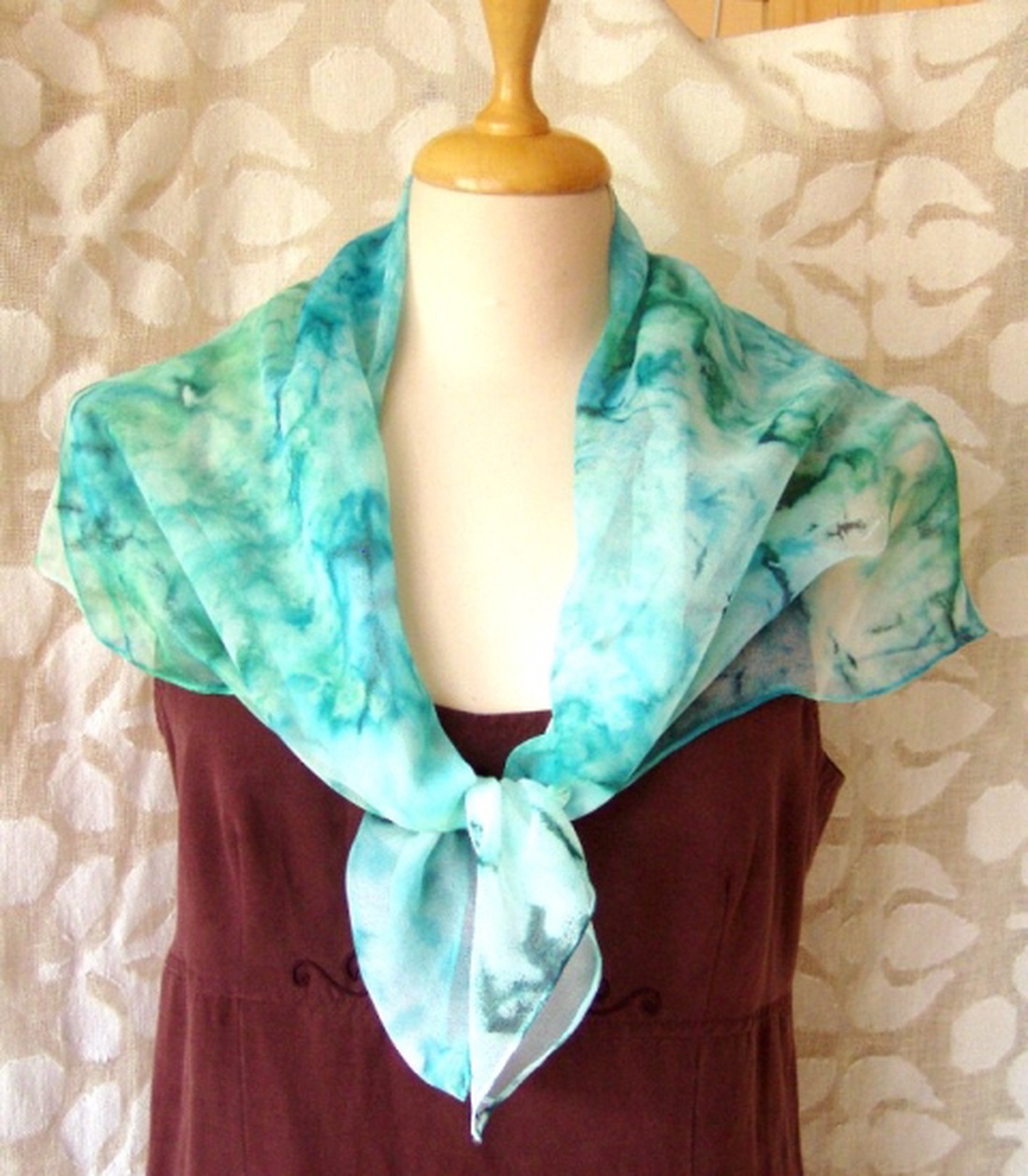 Karibi kékség hernyóselyem kendő -  - Meska.hu