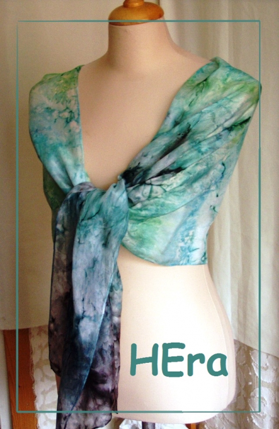 Jég türkizzel hernyóselyem stóla -  - Meska.hu