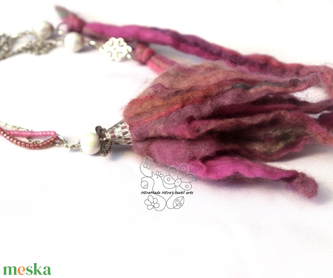 Angyal virág nemez nyaklánc rózsaszín pasztell - ékszer - nyaklánc - hosszú nyaklánc - Meska.hu