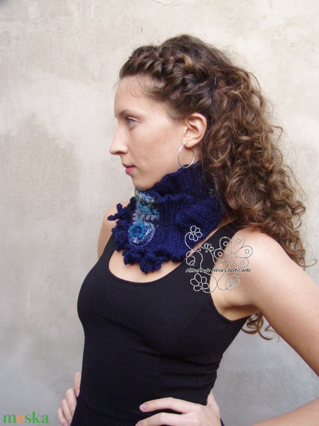 Sötétkék boho körsál kötött horgolt csősál öko gyapjú möbius sál rojtos - ruha & divat - sál, sapka, kendő - sál - Meska.hu