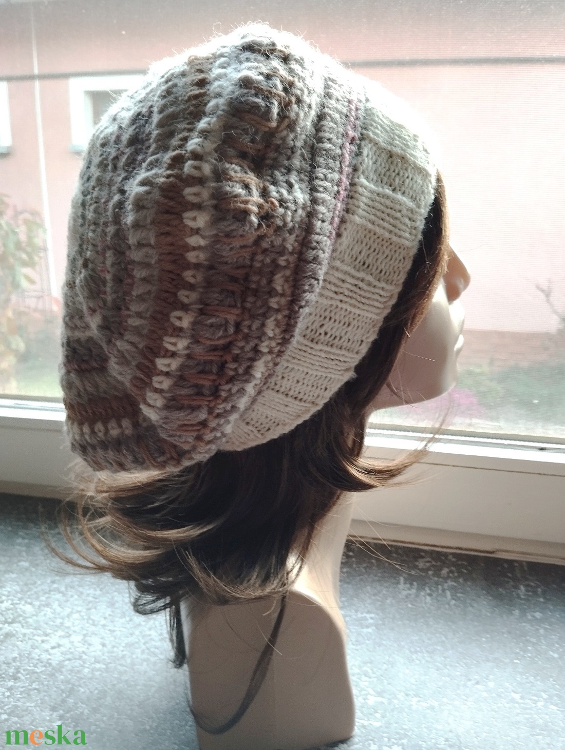 Latte laza női barett sapka horgolt boho slouchy puha gyapjúból - ruha & divat - sál, sapka, kendő - sapka - Meska.hu Latte laza női barett sapka horgolt boho slouchy puha gyapjúból - ruha & divat - sál, sapka, kendő - sapka - Meska.hu