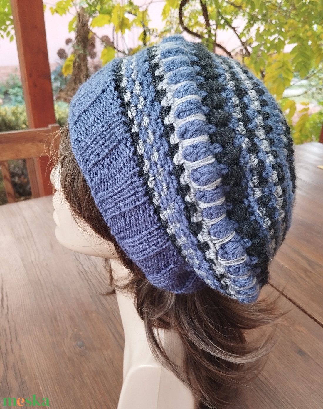 Barett horgolt kötött boho francia női sapka szürkés kék öko gyapjúból - ruha & divat - sál, sapka, kendő - sapka - Meska.hu
