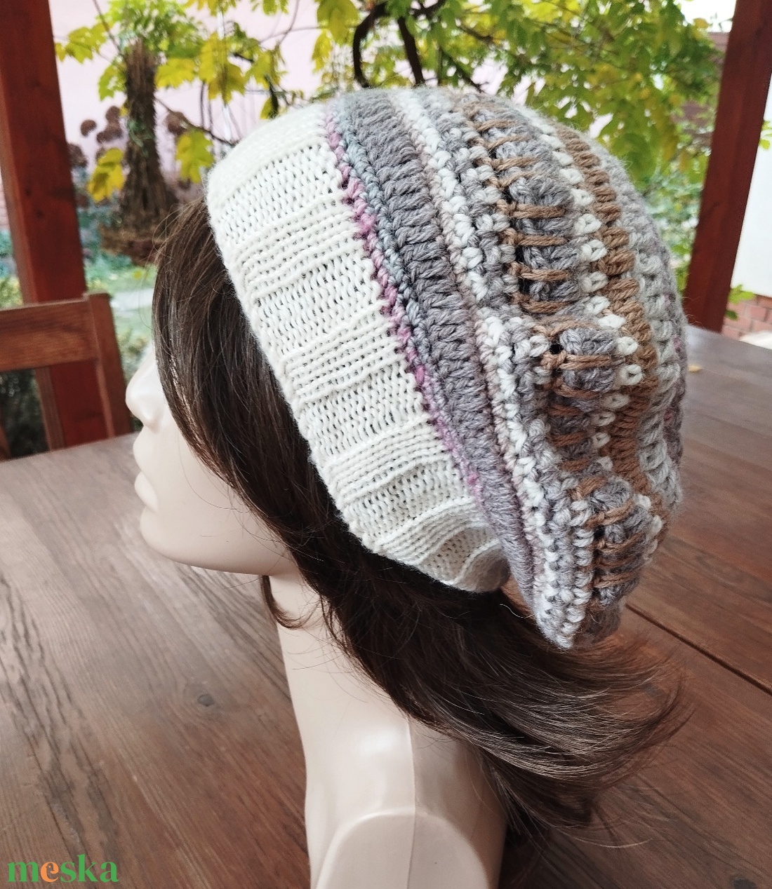 Latte laza női barett sapka horgolt boho slouchy puha gyapjúból - ruha & divat - sál, sapka, kendő - sapka - Meska.hu