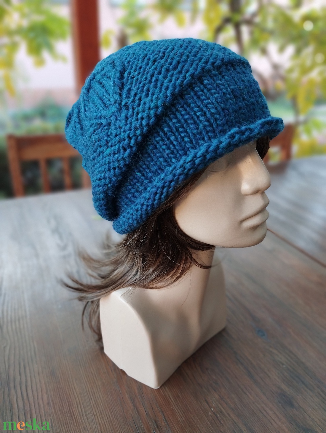 Sötét türkizkék leveles vastag öko gyapjú női sapka kötött laza slouchy - ruha & divat - sál, sapka, kendő - sapka - Meska.hu