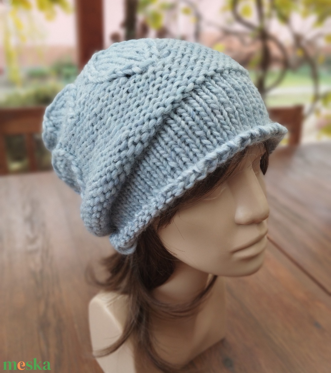 Halványkék leveles vastag öko gyapjú női sapka kötött laza slouchy - ruha & divat - sál, sapka, kendő - sapka - Meska.hu