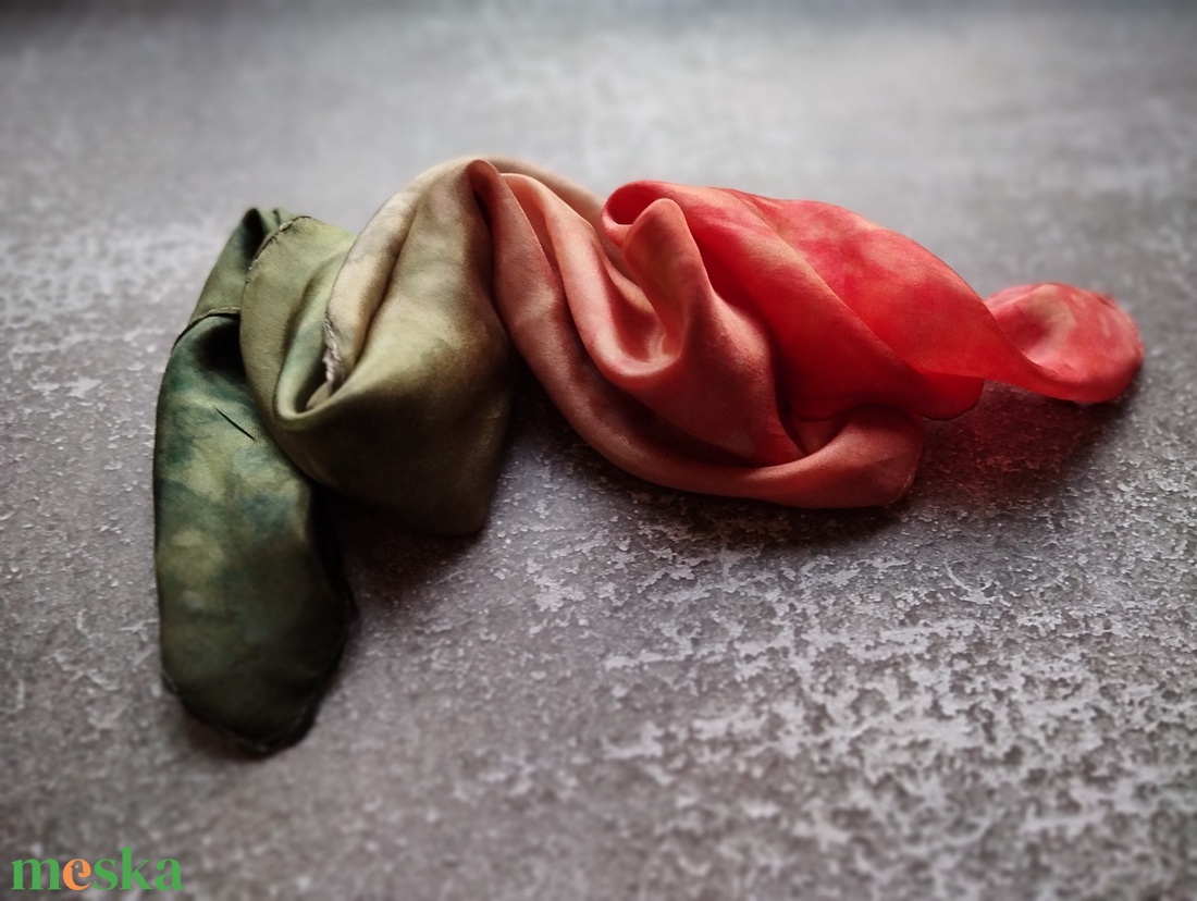 Keki narancs  hernyóselyem kendő  - ruha & divat - sál, sapka, kendő - kendő - Meska.hu