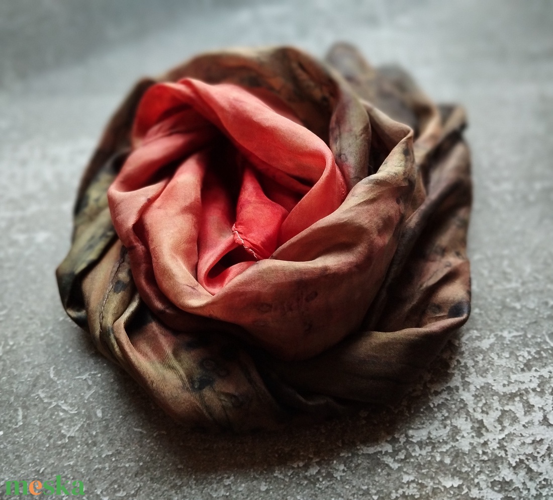 Csokoládé és mandarin hernyóselyem sál ombré színátmenetes - ruha & divat - sál, sapka, kendő - stóla - Meska.hu