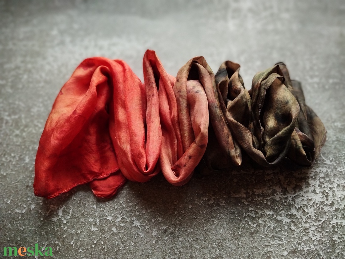 Csokoládé és mandarin hernyóselyem sál ombré színátmenetes - ruha & divat - sál, sapka, kendő - stóla - Meska.hu