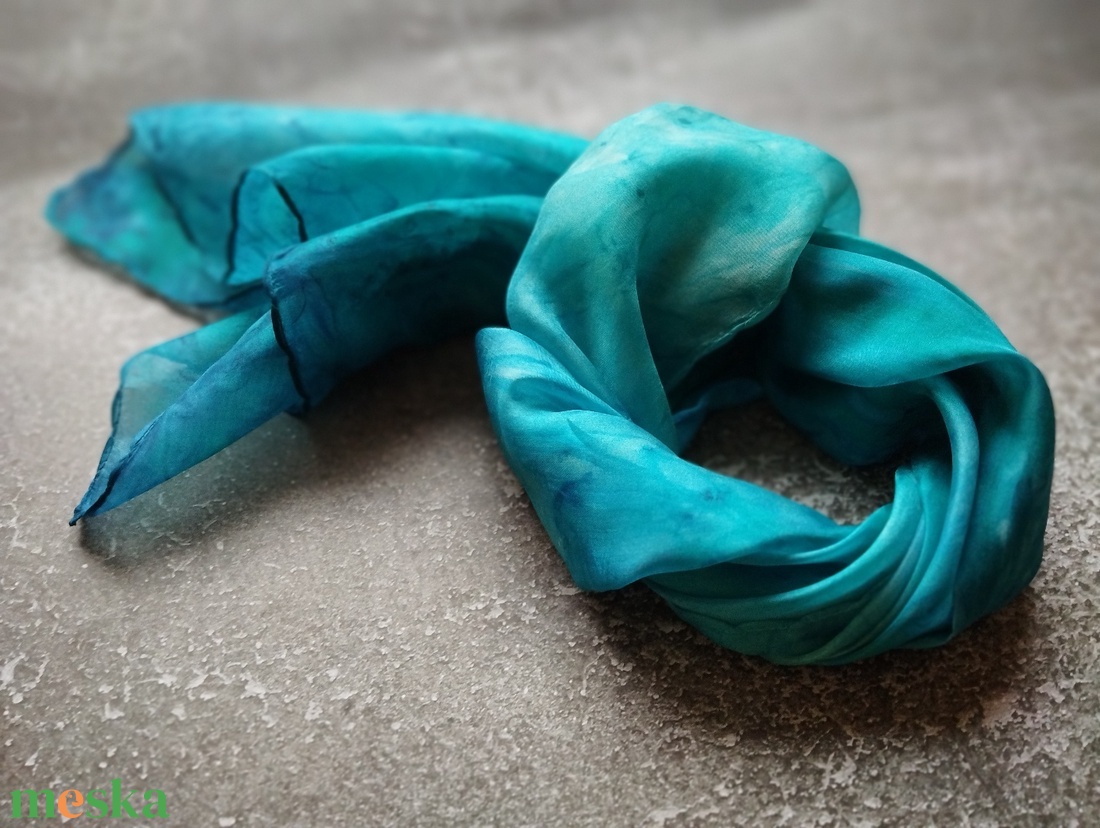 Türkizkék hernyóselyem női sál - ruha & divat - sál, sapka, kendő - sál - Meska.hu