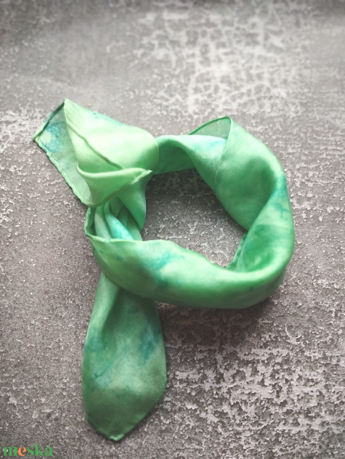 Pisztácia márványos hernyóselyem női mini kendő - ruha & divat - sál, sapka, kendő - sál - Meska.hu