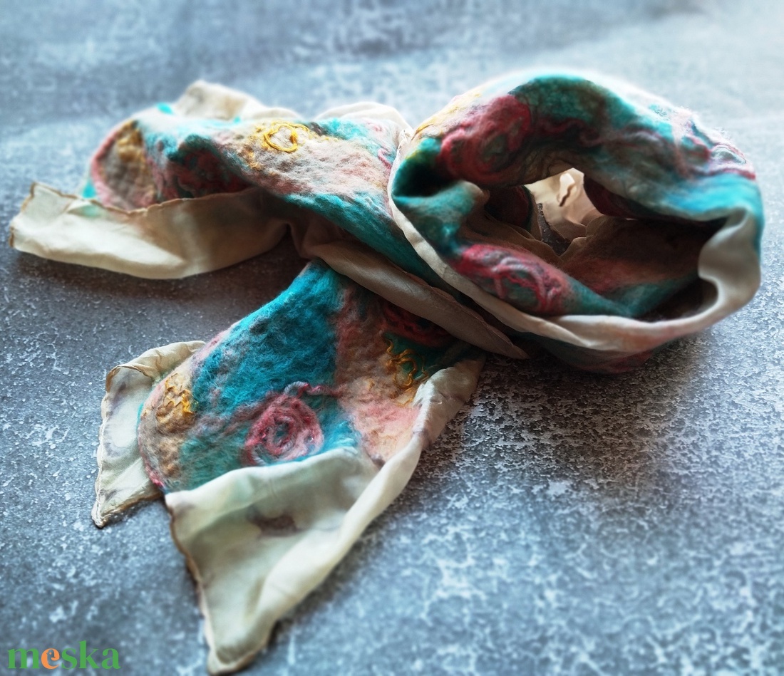 Hernyóselyem gyapjú nuno nemez sál Pille - ruha & divat - sál, sapka, kendő - sál - Meska.hu