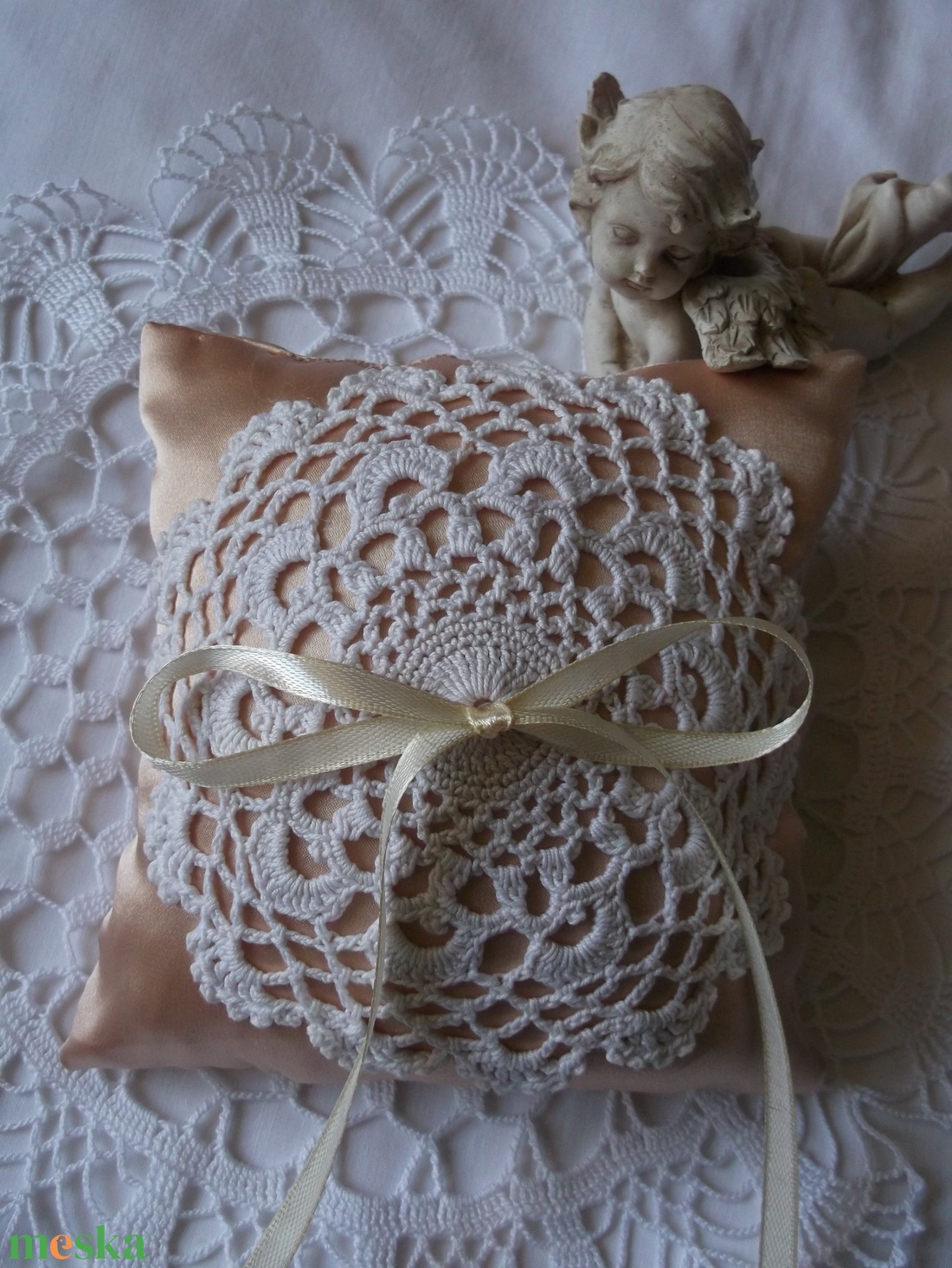 LACE VINTAGE. Gyűrűpárna. - esküvő - kiegészítők - gyűrűtartó & gyűrűpárna - Meska.hu LACE VINTAGE. Gyűrűpárna. - esküvő - kiegészítők - gyűrűtartó & gyűrűpárna - Meska.hu
