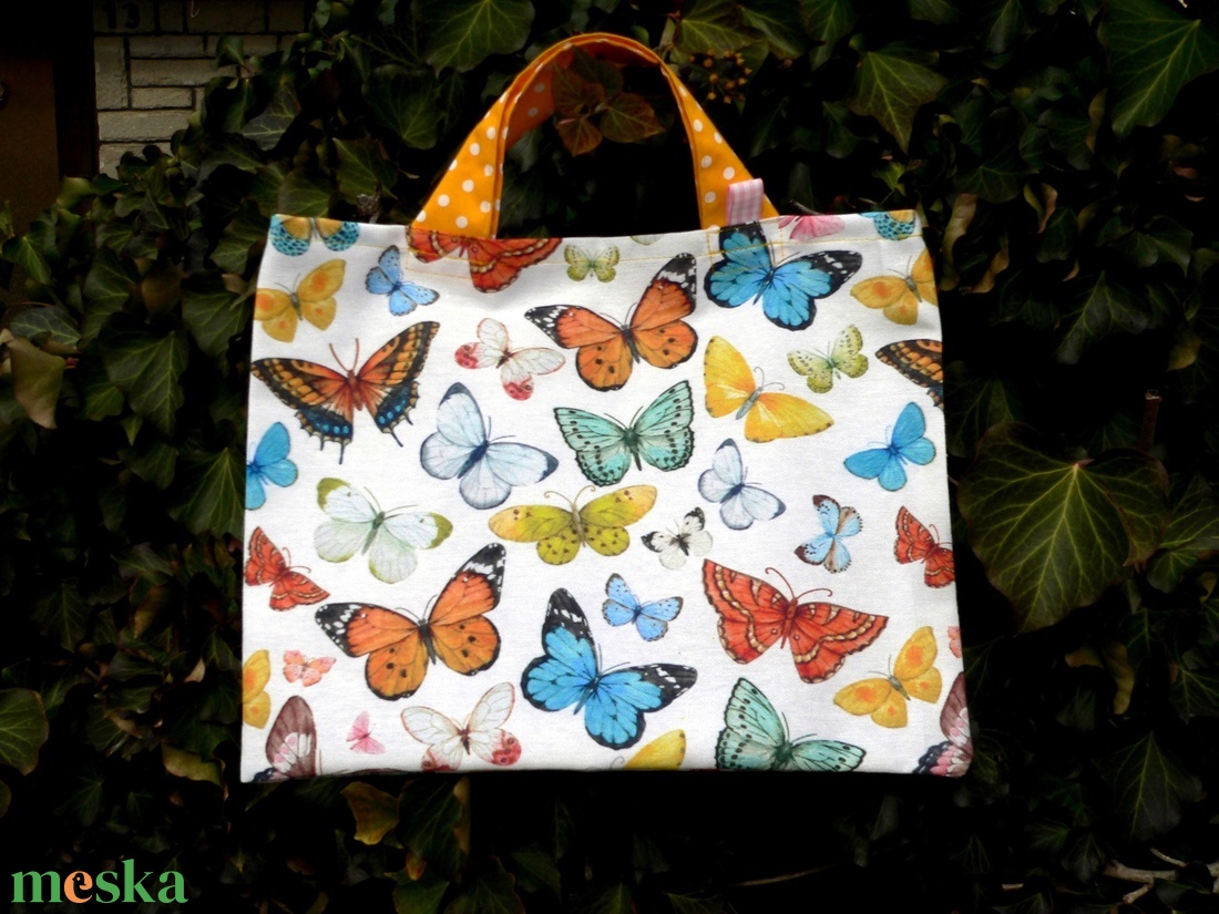 BUTTERFLIES. Mini-shopper tízórainak. - táska & tok - bevásárlás & shopper táska - shopper, textiltáska, szatyor - Meska.hu BUTTERFLIES. Mini-shopper tízórainak. - táska & tok - bevásárlás & shopper táska - shopper, textiltáska, szatyor - Meska.hu