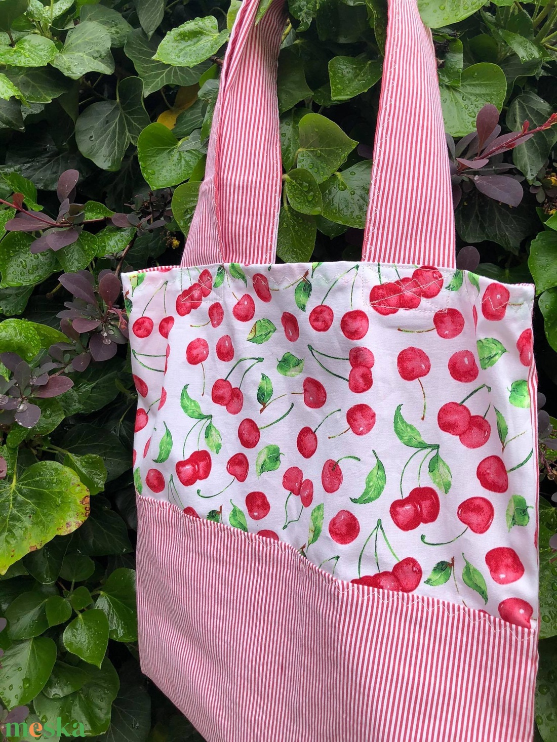 CHERRIES NO.2. Shopper + kulcstartódísz nyárra. - táska & tok - bevásárlás & shopper táska - shopper, textiltáska, szatyor - Meska.hu CHERRIES NO.2. Shopper + kulcstartódísz nyárra. - táska & tok - bevásárlás & shopper táska - shopper, textiltáska, szatyor - Meska.hu