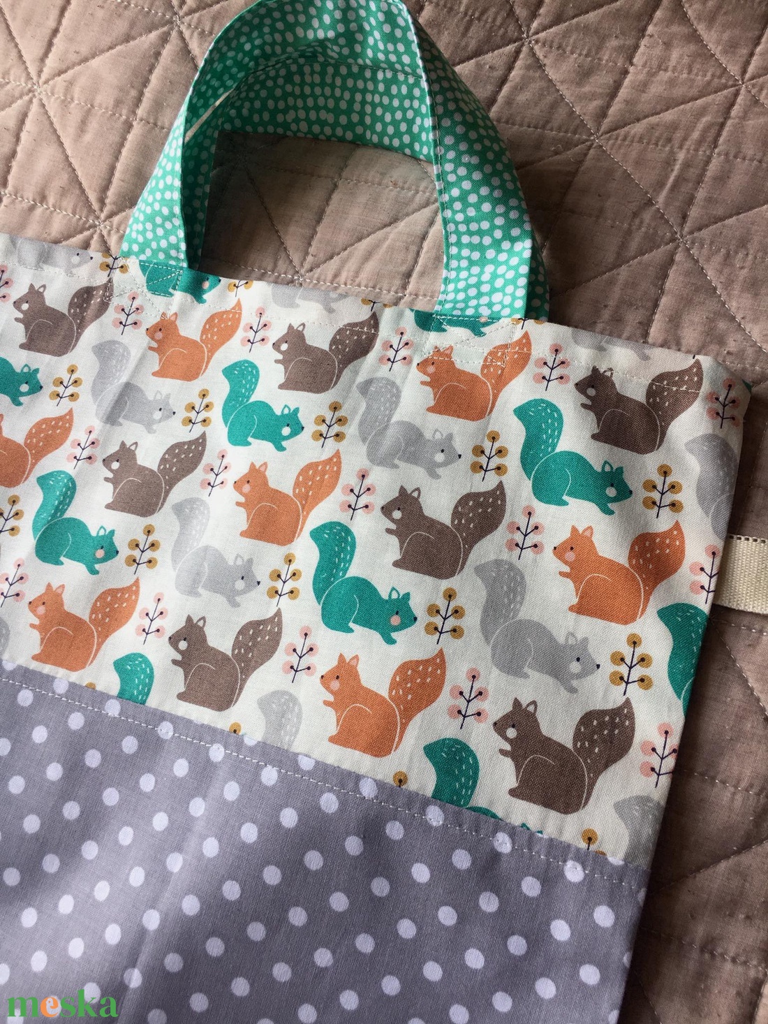 HARVESTWOOD SQUIRRELS. Kedves mókusos shopper. - táska & tok - bevásárlás & shopper táska - shopper, textiltáska, szatyor - Meska.hu HARVESTWOOD SQUIRRELS. Kedves mókusos shopper. - táska & tok - bevásárlás & shopper táska - shopper, textiltáska, szatyor - Meska.hu