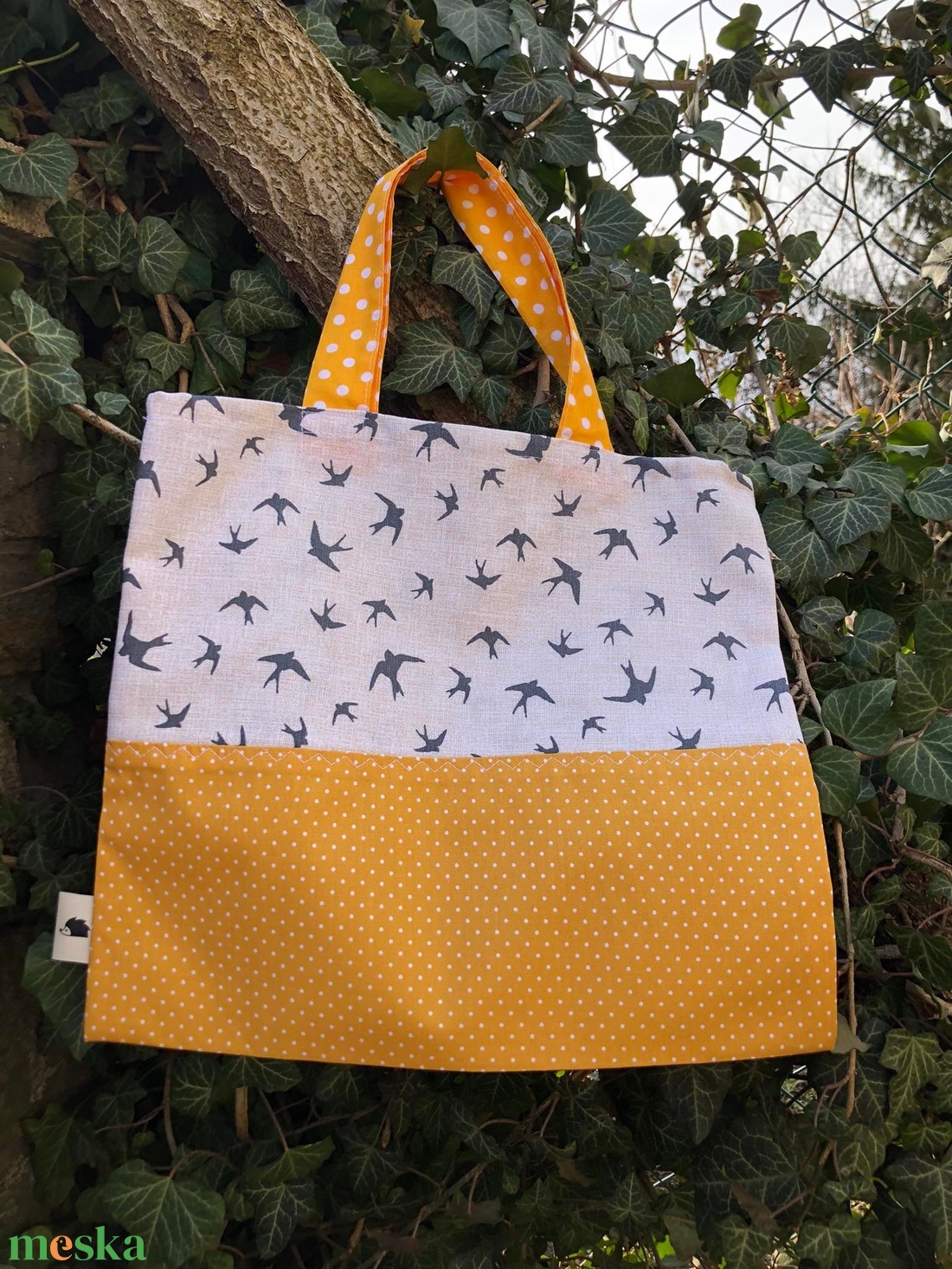 SWALLOWS. Fecskés shopper. - táska & tok - bevásárlás & shopper táska - shopper, textiltáska, szatyor - Meska.hu SWALLOWS. Fecskés shopper. - táska & tok - bevásárlás & shopper táska - shopper, textiltáska, szatyor - Meska.hu