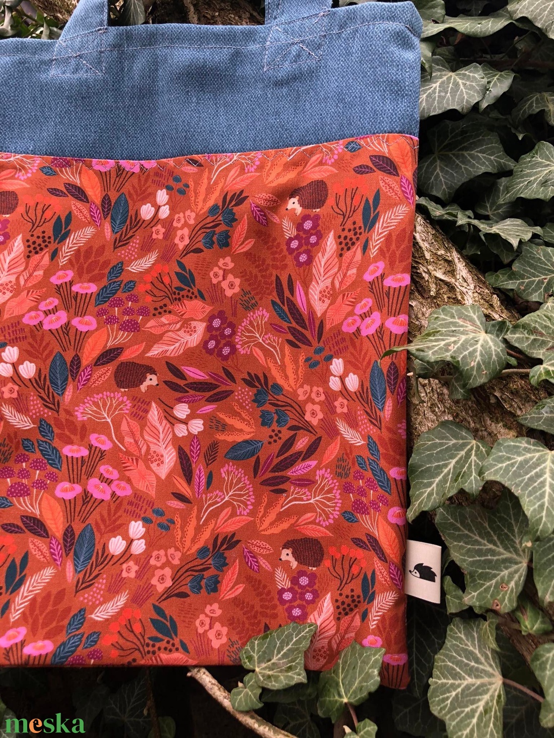 FLORAL HEDGIE. Sünis shopper. - táska & tok - bevásárlás & shopper táska - shopper, textiltáska, szatyor - Meska.hu FLORAL HEDGIE. Sünis shopper. - táska & tok - bevásárlás & shopper táska - shopper, textiltáska, szatyor - Meska.hu