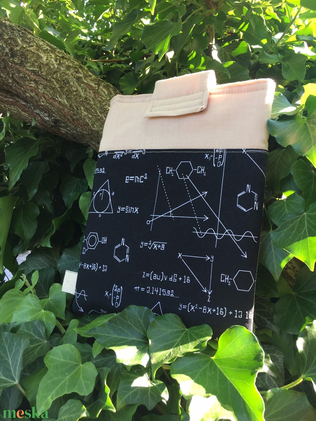 SCIENCE. Könyv/tablet védő tok/könyvszütyő/védőtok/könyvtasak/könyvölelő (akár e-booknak, tabletnek is :) - otthon & életmód - papír, írószer - könyv- és füzetborító - Meska.hu SCIENCE. Könyv/tablet védő tok/könyvszütyő/védőtok/könyvtasak/könyvölelő (akár e-booknak, tabletnek is :) - otthon & életmód - papír, írószer - könyv- és füzetborító - Meska.hu