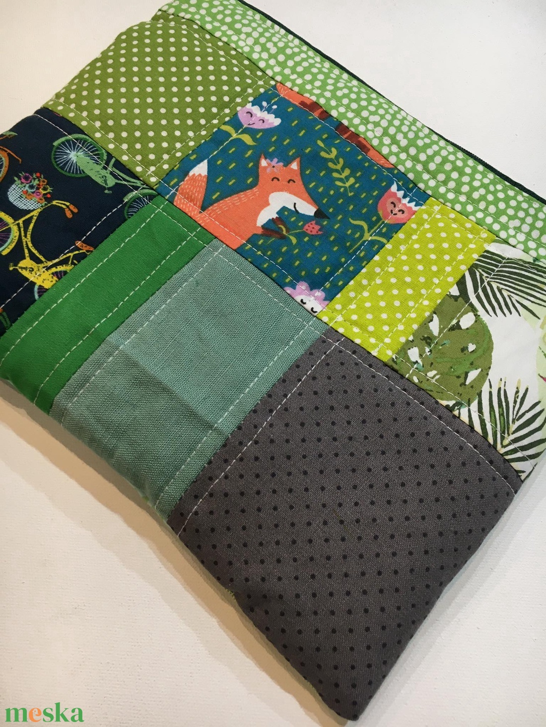  MIXED UP IN GREEN/GREY. Patchwork biciklis-rókás-leveles sminkcucc-tartó/pipere - táska & tok - neszesszer - Meska.hu