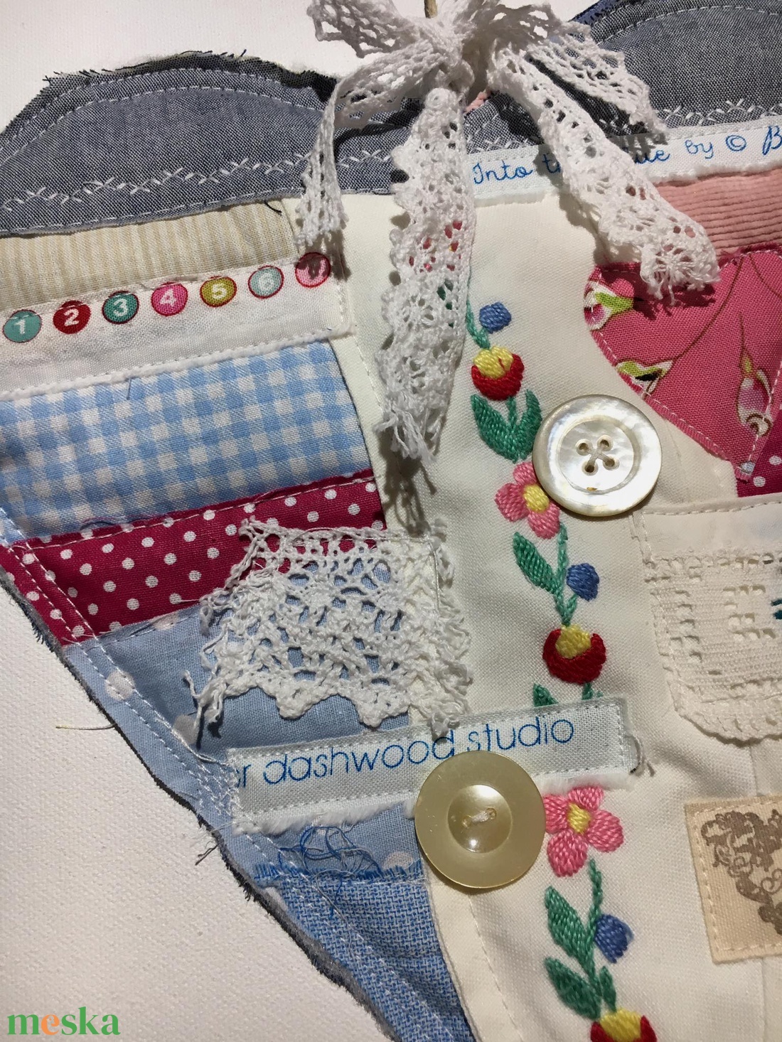VINTAGE HEART in HEART. Szív alakú függődísz - otthon & életmód - dekoráció - ajtó- és ablak dekoráció - ajtódísz & kopogtató - Meska.hu VINTAGE HEART in HEART. Szív alakú függődísz - otthon & életmód - dekoráció - ajtó- és ablak dekoráció - ajtódísz & kopogtató - Meska.hu