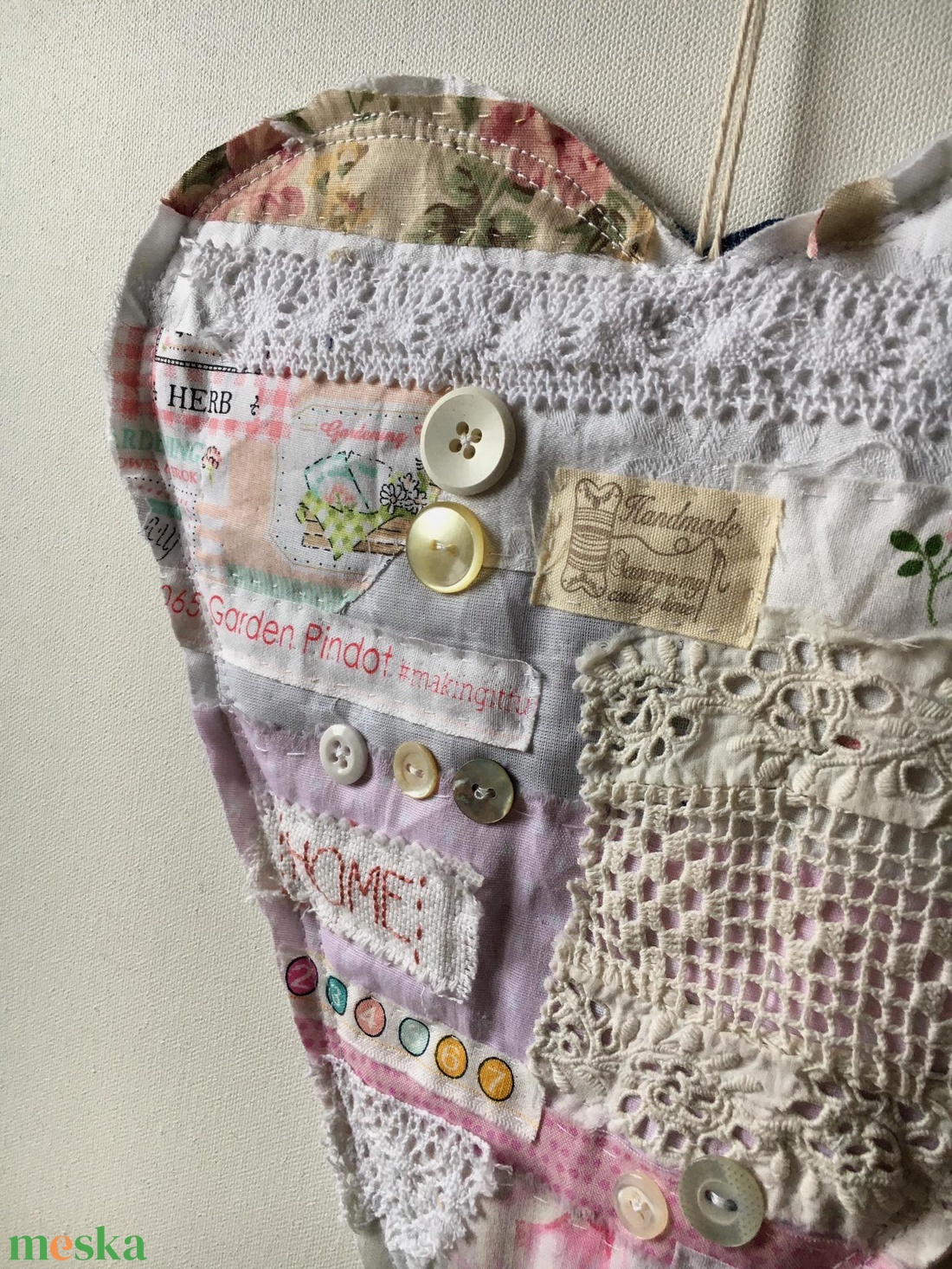 SHABBY CHIC HEART. Szív alakú függődísz - otthon & életmód - dekoráció - ajtó- és ablak dekoráció - ajtódísz & kopogtató - Meska.hu SHABBY CHIC HEART. Szív alakú függődísz - otthon & életmód - dekoráció - ajtó- és ablak dekoráció - ajtódísz & kopogtató - Meska.hu