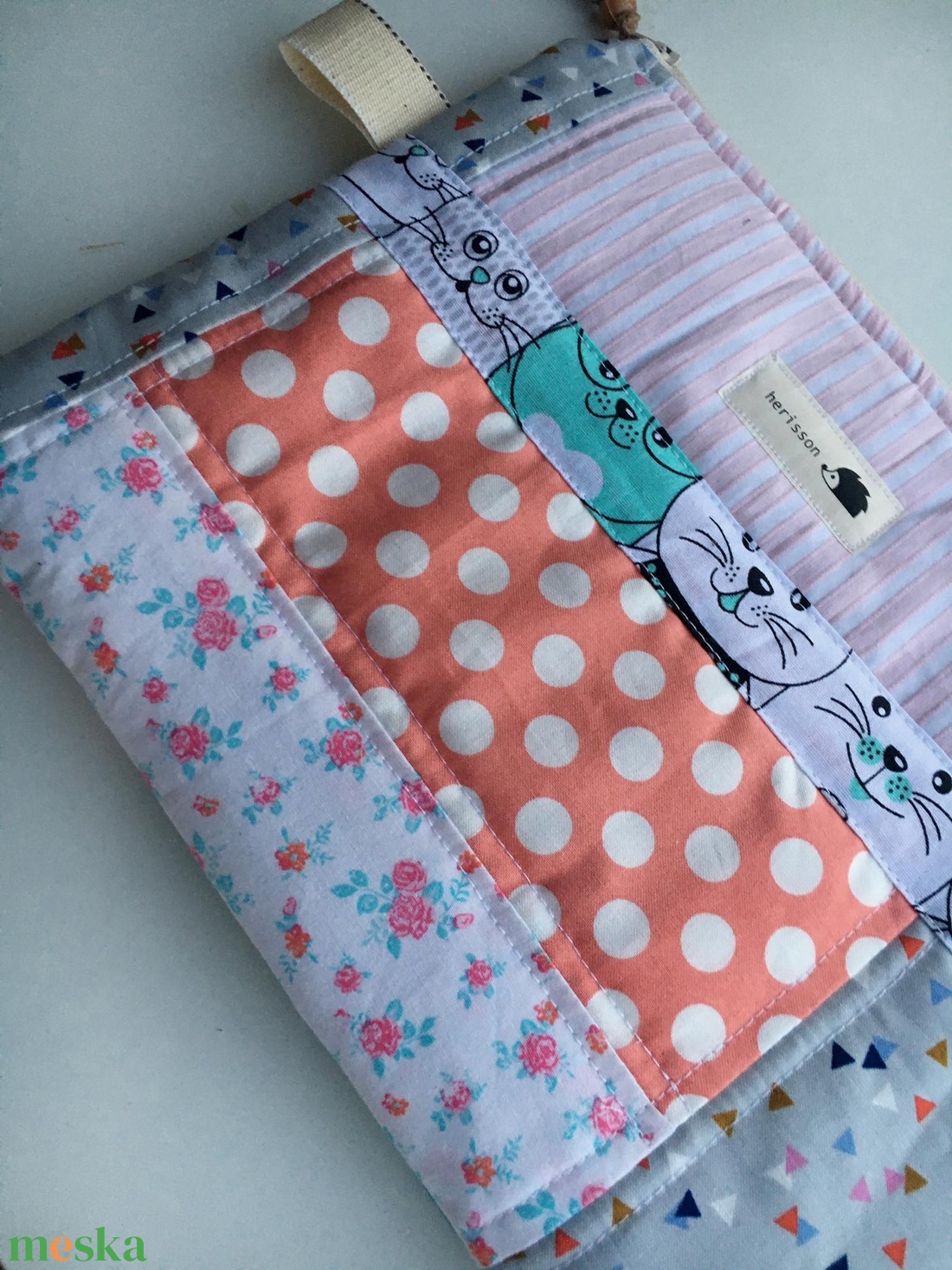  MIXED UP IN CORAL/TURQUISE. Patchwork mókusos-cicás-sünis tablet tartó/ XL pipere - táska & tok - ebook & tablet tok - Meska.hu