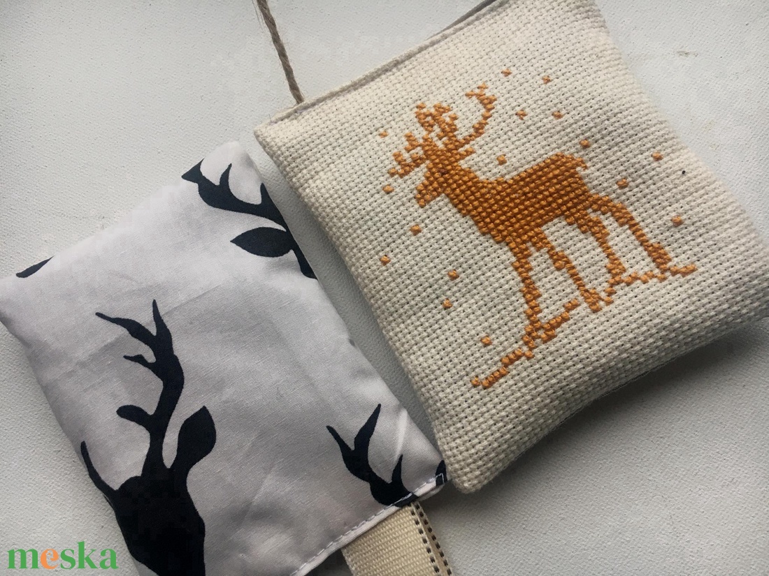 RAINDEERS. Levendulával töltött tasakok. (3 féle / 2 darabos szett) - karácsony - karácsonyi lakásdekoráció - karácsonyi lakásdíszek - Meska.hu RAINDEERS. Levendulával töltött tasakok. (3 féle / 2 darabos szett) - karácsony - karácsonyi lakásdekoráció - karácsonyi lakásdíszek - Meska.hu